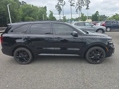 More photos of 2023 Kia Sorento SX at First Team Toyota, VA