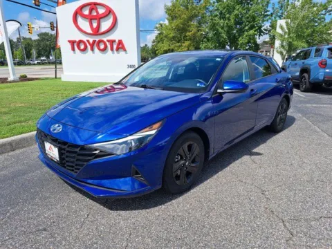 Photos of 2023 Hyundai Elantra SEL for sale in Chesapeake, VA at First Team Toyota