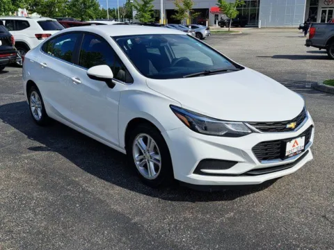 More photos of 2016 Chevrolet Cruze LT at First Team Toyota, VA