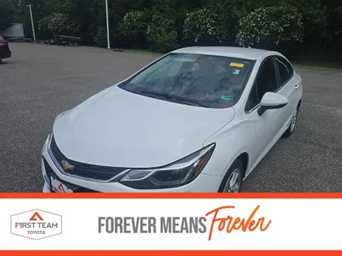 White 2016 Chevrolet Cruze LT for sale in Chesapeake, VA