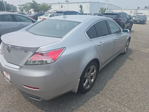 More photos of 2012 Acura TL 3.5 at First Team Toyota, VA