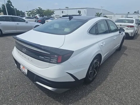 More photos of 2024 Hyundai Sonata SEL at First Team Toyota, VA