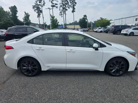 More photos of 2023 Toyota Corolla Hybrid SE at First Team Toyota, VA