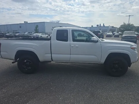 More photos of 2021 Toyota Tacoma SR at First Team Toyota, VA