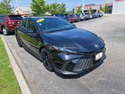 More photos of 2025 Toyota Camry SE at First Team Toyota, VA