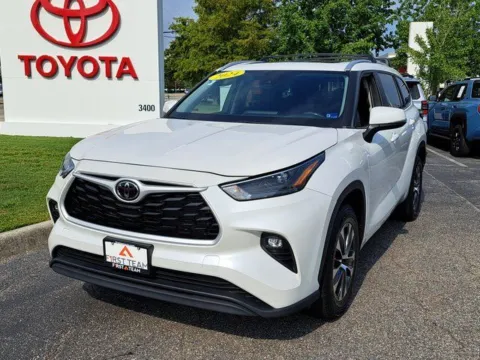 Photos of 2024 Toyota Highlander XLE for sale in Chesapeake, VA at First Team Toyota