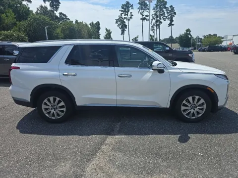 More photos of 2024 Hyundai Palisade SEL at First Team Toyota, VA
