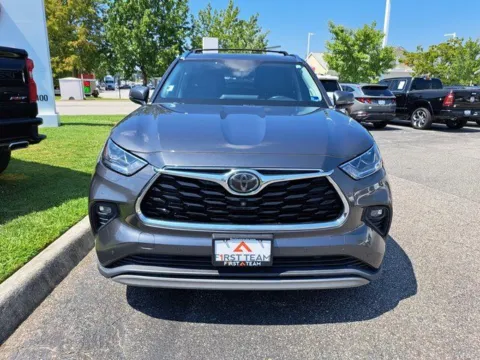 Another view of 2020 Toyota Highlander Platinum for sale in Chesapeake, VA at First Team Toyota