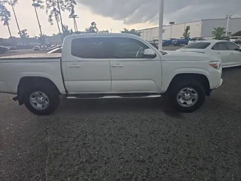 More photos of 2022 Toyota Tacoma SR at First Team Toyota, VA