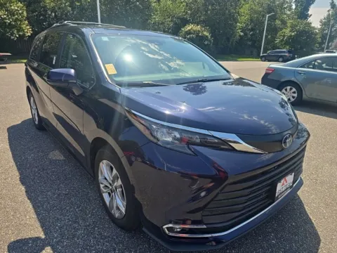 Another view of 2024 Toyota Sienna XLE for sale in Chesapeake, VA at First Team Toyota