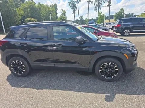 More photos of 2021 Chevrolet TrailBlazer LT at First Team Toyota, VA