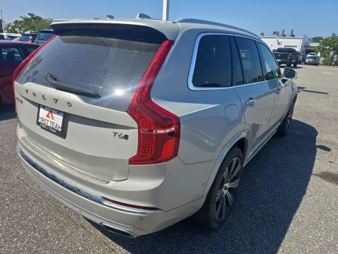 More photos of 2021 Volvo XC90 T6 Inscription at First Team Toyota, VA