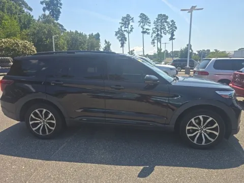 More photos of 2020 Ford Explorer ST at First Team Toyota, VA