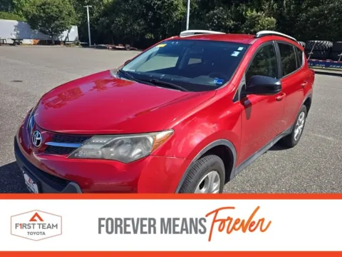 Red 2014 Toyota RAV4 LE for sale in Chesapeake, VA
