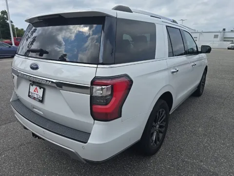 More photos of 2020 Ford Expedition Limited at First Team Toyota, VA