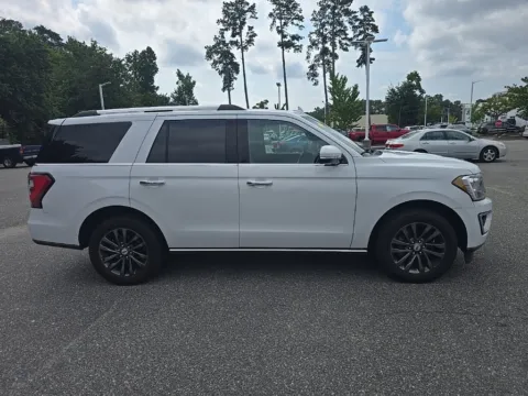 More photos of 2020 Ford Expedition Limited at First Team Toyota, VA