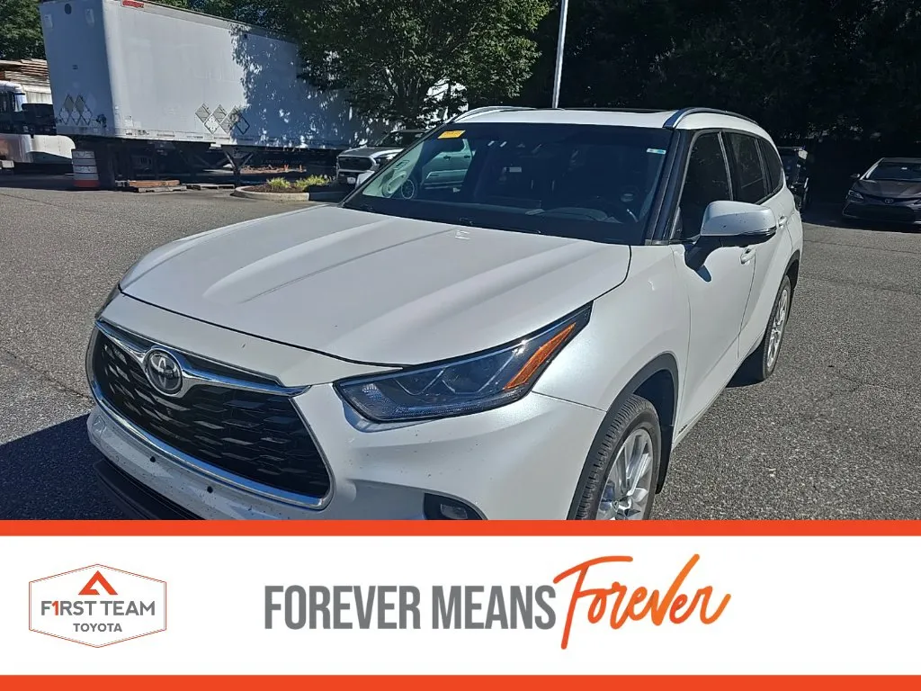Unknown 2023 Toyota Highlander Hybrid Limited for sale in Chesapeake, VA