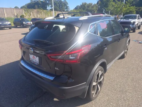 More photos of 2020 Nissan Rogue Sport SL at First Team Toyota, VA