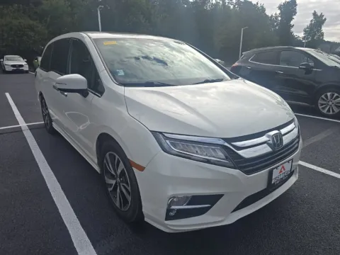 Another view of 2019 Honda Odyssey Elite for sale in Chesapeake, VA at First Team Toyota