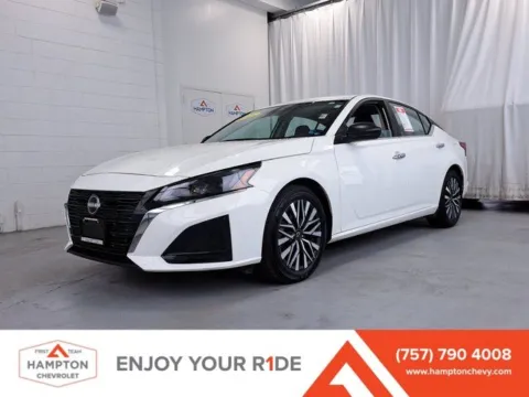 White 2025 Nissan Altima 2.5 SV for sale in Hampton, VA
