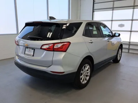 More photos of 2020 Chevrolet Equinox LS at First Team Hampton Chevrolet, VA