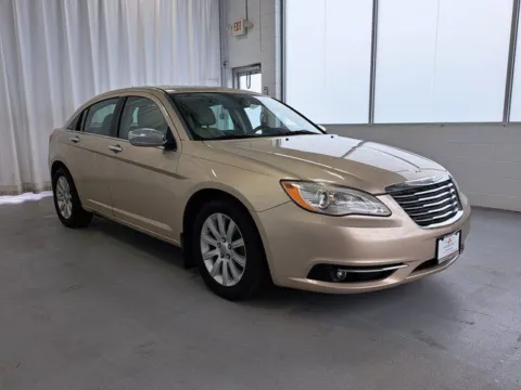 More photos of 2013 Chrysler 200 Limited at First Team Hampton Chevrolet, VA