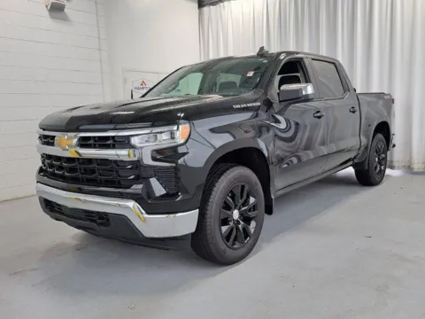 Photos of 2022 Chevrolet Silverado 1500 LT for sale in Hampton, VA at First Team Hampton Chevrolet