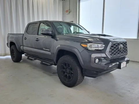 More photos of 2020 Toyota Tacoma TRD Sport at First Team Hampton Chevrolet, VA