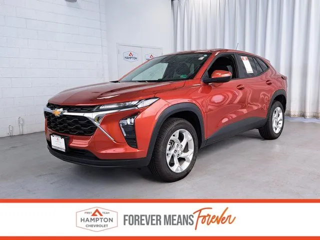 2024 Chevrolet Trax LS's photo