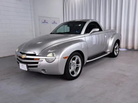 Photos of 2005 Chevrolet SSR for sale in Hampton, VA at First Team Hampton Chevrolet