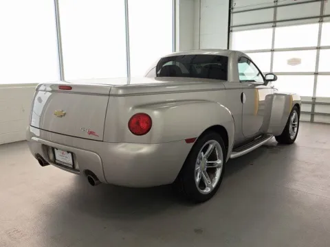 More photos of 2005 Chevrolet SSR at First Team Hampton Chevrolet, VA