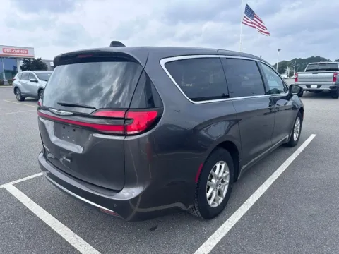 More photos of 2023 Chrysler Pacifica Touring L at First Team Hampton Chevrolet, VA