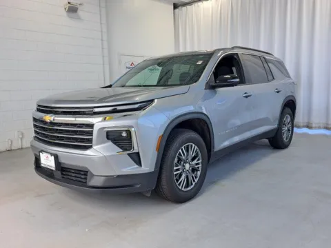 Photos of 2024 Chevrolet Traverse LT for sale in Hampton, VA at First Team Hampton Chevrolet