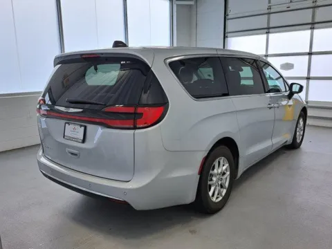 More photos of 2023 Chrysler Pacifica Touring L at First Team Hampton Chevrolet, VA