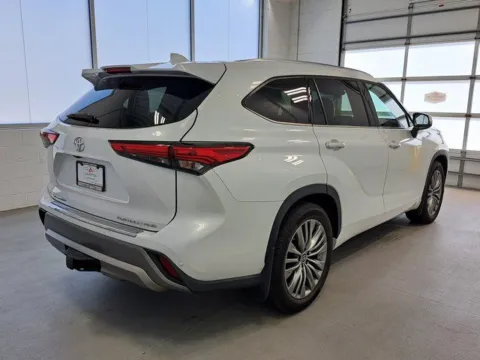 More photos of 2022 Toyota Highlander Platinum at First Team Hampton Chevrolet, VA