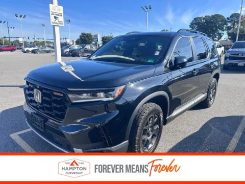 Black 2025 Honda Pilot TrailSport for sale in Hampton, VA
