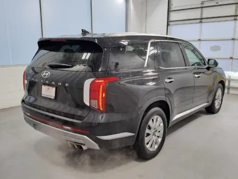 More photos of 2024 Hyundai Palisade SEL at First Team Hampton Chevrolet, VA