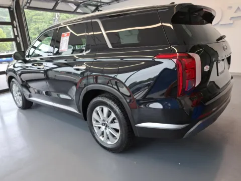 More photos of 2024 Hyundai Palisade SEL at First Team Hampton Chevrolet, VA