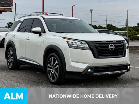 More photos of 2024 Nissan Pathfinder Platinum at ALM Hyundai Athens, GA