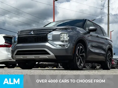 Photos of 2023 Mitsubishi Outlander SE for sale in Athens, GA at ALM Hyundai Athens