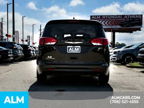 More photos of 2023 Chrysler Voyager LX at ALM Hyundai Athens, GA
