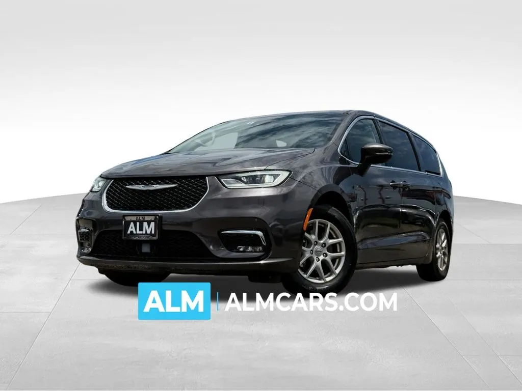 Unknown 2023 Chrysler Pacifica Touring L for sale in Athens, GA