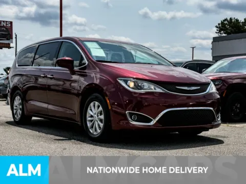 More photos of 2019 Chrysler Pacifica Touring Plus at ALM Hyundai Athens, GA