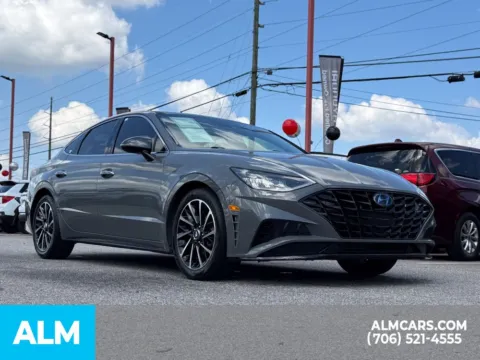 More photos of 2020 Hyundai Sonata SEL Plus at ALM Hyundai Athens, GA