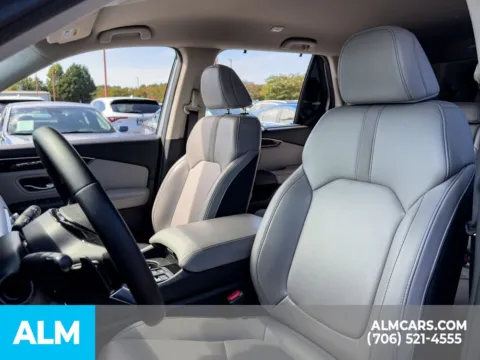 More photos of 2024 Honda Pilot EX-L at ALM Hyundai Athens, GA