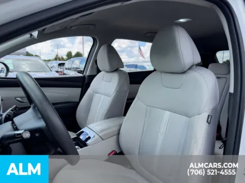 More photos of 2025 Hyundai Tucson SEL at ALM Hyundai Athens, GA