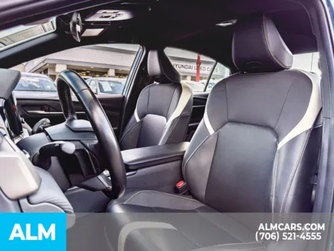 More photos of 2025 Toyota Camry SE at ALM Hyundai Athens, GA