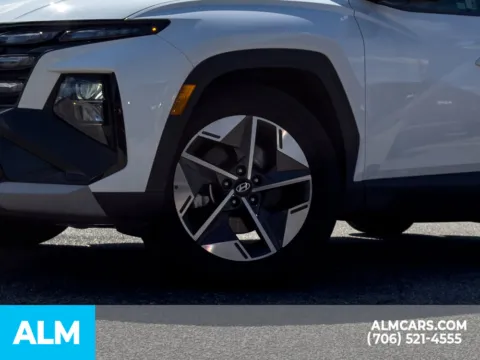 More photos of 2025 Hyundai Tucson SEL at ALM Hyundai Athens, GA