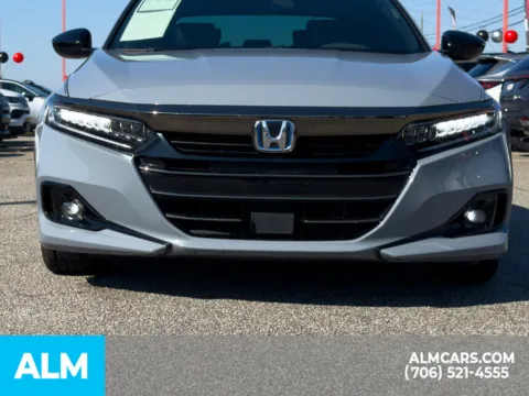More photos of 2022 Honda Accord Hybrid Sport at ALM Hyundai Athens, GA