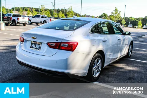 More photos of 2024 Chevrolet Malibu LT at ALM Mall of Georgia, GA